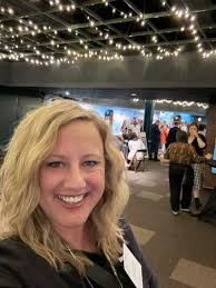 What a fantastic evening last Thursday night at The Executives'​ Club of  Chicago's Spring Mixer held at Lincoln Park Zoo. It was great for everyone  to come out and join in great