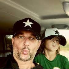 Luisa Tellez's Instagram, Twitter & Facebook