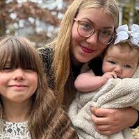 Brenda Wharton's Instagram, Twitter & Facebook