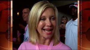 Olivia Newton-John, who owned home in Jupiter Inlet Colony, dead at 73