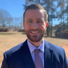 Tyler Groves's Instagram, Twitter & Facebook