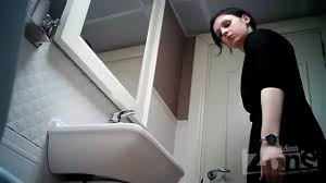 beautiful girl spy wc - XNXX.COM