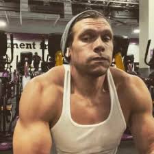 I call this my troglodyte form 👀… now it's time to start trimming off all  the fat to see what the new found muscle really looks like  #fitnessmotivation #fitnessaddict #anxietyrelief