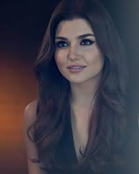 hande ercel turkish television actress and model beauty girl beautiful girl face beautiful actresses
