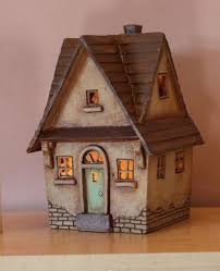 House 11 Harry Tanner Design Little Clay House 11 This Handmade Stoneware House Measures 9 H X 6 W X 6 D Removable N Minyatur Ev Seramik Sanati Seramik