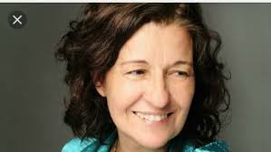 Mujeres De Los Confines