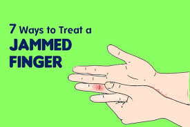 You Can Follow These Easy Home Remedies To Fix The Jammed Finger As Well As Ease Its Symptoms Naturally At Home With Jammed Finger Bruises Remedy Broken Finger