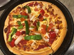 Pizza Hut Kuah Jalan Padang Matsirat Restaurant Reviews Photos Tripadvisor