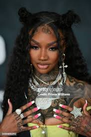 4 093 Eden Williams Stock Photos, High-Res Pictures, and Images