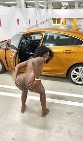 Butt Naked in Public - ShesFreaky