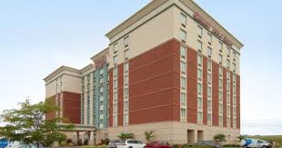 Indianapolis Hotels Drury Inn Suites Northeast Indianapolis In Hotel Services Amenities 2 Room Suites A Drury Inn Indianapolis Hotels Hotel Services