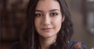 Mitzi Gardner returns to Kendall for violin benefit concert