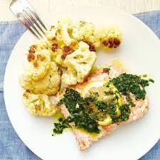 Versare sul salmone il composto di limone e prezzemolo e far insaporire tutto per qualche minuto. Pin Su Ricette Veloci Per Cena