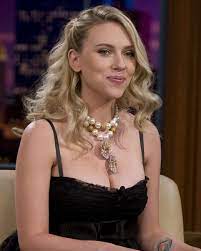The Tonight Show With Jay Leno 08 2008perfeicao Tem Nome Scarlett Johansson Follow Scarlettjohansssonnn For More Sc Scarlett Johansson Johansson Scarlett