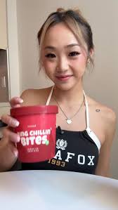 Bing Chillin Bites @tucha.la , What’s your favorite flavor? 🍌🍑🍓 , #asmr  #dessert #icecream #pops