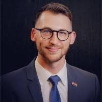 300+ "Fadely" profiles