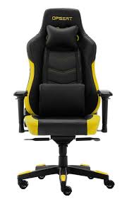 The gtracing gaming chair also comes with a head/neck pillow, as well as a lumbar pillow. Gamer Girl Setup Yellow Novocom Top