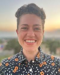 Elana Cohen's Instagram, Twitter & Facebook