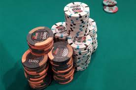 Play the best poker game right now and get 15,000 free chips! 5 Quick Tips To Help You Build Bigger Stacks Pokernews