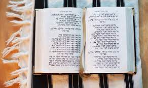 Yom Kippur 2018 Do We Light Candles On Yom Kippur Candle Lighting Prayer Here World News Express Co Uk