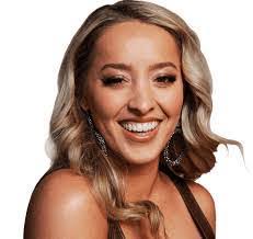 Ashley Priem's Instagram, Twitter & Facebook