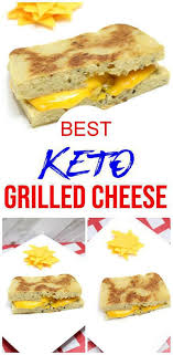 90 Second Keto Bread Grilled Cheese Great Keto Lunch With This 90 Second Microwave Low Carb Bread With Keto Grilled Cheese Keto Friendly Bread Almond Recipes