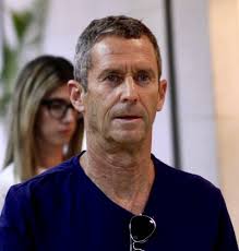 בני ברקהמשטרה פשטה על ישיבה; ×'× ×™ ×©×˜×™×™× ×ž×¥ ×'×œ×•×'×¡