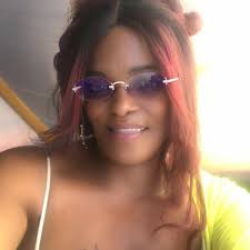 What sparked Raymond's interest in playing the guitar?