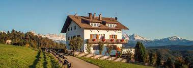 Das apartment haus rottensteiner liegt in einer entfernung von 2 km vom zentrum von bozen und bietet einen parkplatz vor ort. Preise Haus Rottensteiner Zimmer Fur Ferien In Oberbozen Am Ritten Sudtirol