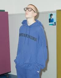 Weverse post 211103 seokjin wears instantfunk 20ss faded logo sweat shirt ($90) . Beyond The Style Alex On Twitter 200205 Jin Wearing Instantfunk ì¸ìŠ¤í„´íŠ¸íŽ'í¬ Hoodie For 63