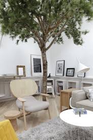 Baum Im Haus 22 Interiors Mit Dekorativem Baum Haus Interieurs Wohnung Innenarchitektur