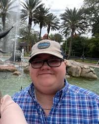 🚨MEET HYATT🚨 My name is Paul Hyatt Fox, I'm a senior at the University of  Arkansas. I'm the President elect for EMPOWER's RSO. I'm pursuing a  Bachelors of Science in Biology. Next