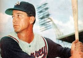 CÓMO CREES DEBE SER EL MEJOR ORDEN AL BAT? : CUARTO BAT