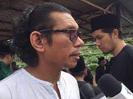 Pelakon khir rahman memaklumkan arwah bapanya, datuk a rahman hassan merupakan seorang yang amat mementingkan adab. Handal Macam Mana Pun Tak Guna Kalau Tidak Beradab Anak Allahyarham A Rahman Hassan Kongsi Pesanan Terakhir