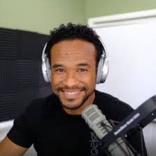 Nicole Tonks's Instagram, Twitter & Facebook