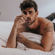 Michele morrone last summer he was one of the more actors desired of the small screen; Michele Morrone Fan Morronemx Twitter