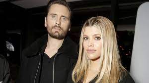 Watch keeping up with the kardashians and your favorite shows on. Trennungsgeruchte Um Scott Disick Sofia Richie Ist Es Egal Promiflash De