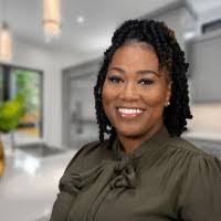 Tiffany Dildy's Instagram, Twitter & Facebook