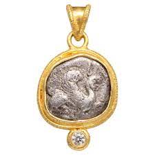 Argentina 1826 Silver Sun-Face Coin Diamond 18k Gold Pendant For Sale at  1stDibs | argentina casting guadalupe, guadalupe argentina casting,  argentina sun necklace