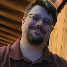 Lee Hambly's Instagram, Twitter & Facebook