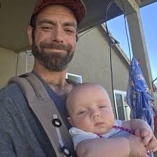 Zach Top says he would have been a mechanical engineer if he'd never hit it  big. His dad wanted him to get a REAL job in case music didn't work out. So