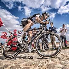 pr parisroubaix tomboonen making the race via jim fryer media http fb me 1a64xcern cycling pictures cycling photography cycling