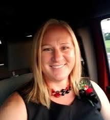 Jennifer Wisowaty's Instagram, Twitter & Facebook