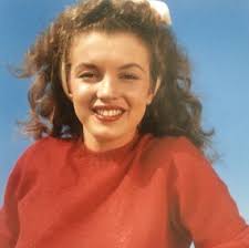 ▷ Marilyn in the wind (1946) par André de Dienes, 2006