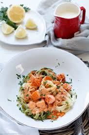 Pasta Mit Lachs Sahnesosse In 25 Minuten Emmikochteinfach Rezept Pasta Mit Lachs Lachs Rezept Lachs Gerichte
