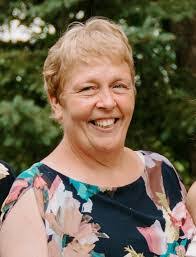 Maria Dill's Instagram, Twitter & Facebook