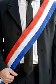 Comment Porter Echarpe Tricolore Maire Adjoint Maire Comment Porter Faire Une Echarpe