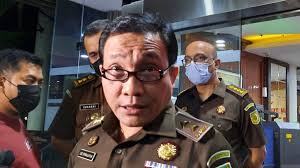 Mahkamah agung (ma) menghukum adelin lis selama 10 tahun penjara serta membayar uang pengganti rp 119,8 miliar dan dana reboisasi 2,938 juta dollar as. Gnpmmuxcepfidm