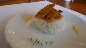 Tartare di pesce persico, maionese alle foglie di fico, semi di girasole tostati il risotto al pesce persico per il talentuoso davide caranchini, ora al materia di como. Riso Al Pesce Persico Rickyrichfood