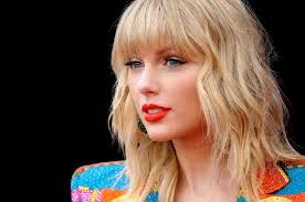 I tagli capelli con frangia 2022 per i capelli medi, lunghi e corti, con frangia a tendina per capelli ricci, laterale, rotonda, adatta a . Taglio Capelli Con Frangia Enzo Liuzzi